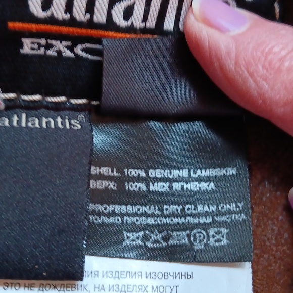 Atlantis genuine shearling jacket with hood EUC - Picture 7 of 10